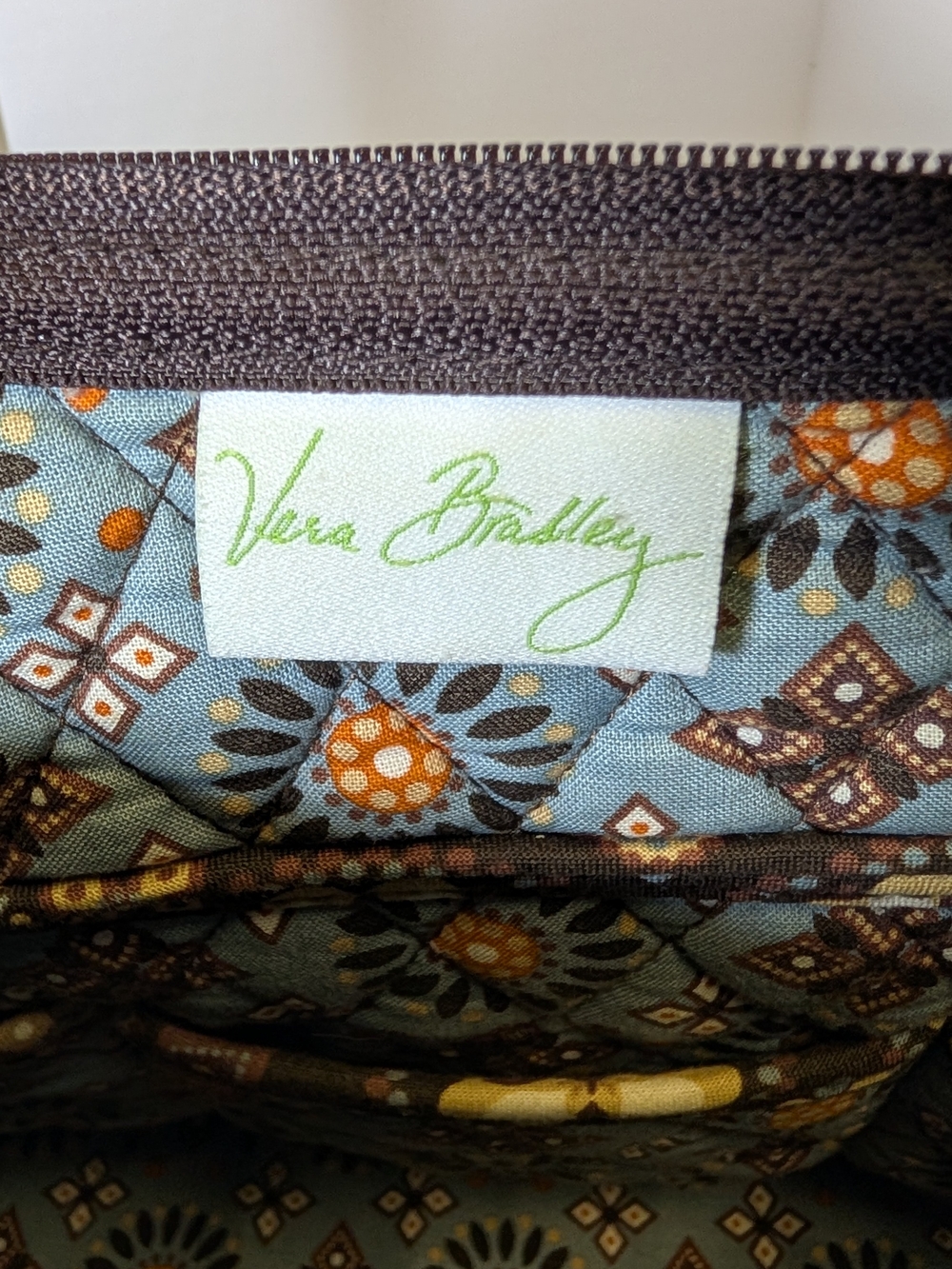 Vera Bradley Retired 2012 CANYON Pattern Quilted Shoulder Bag & Matching Coin Pu - Picture 6 of 11